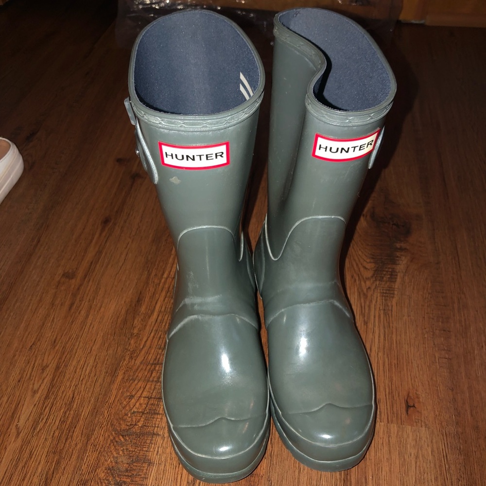 Grey hunter boots